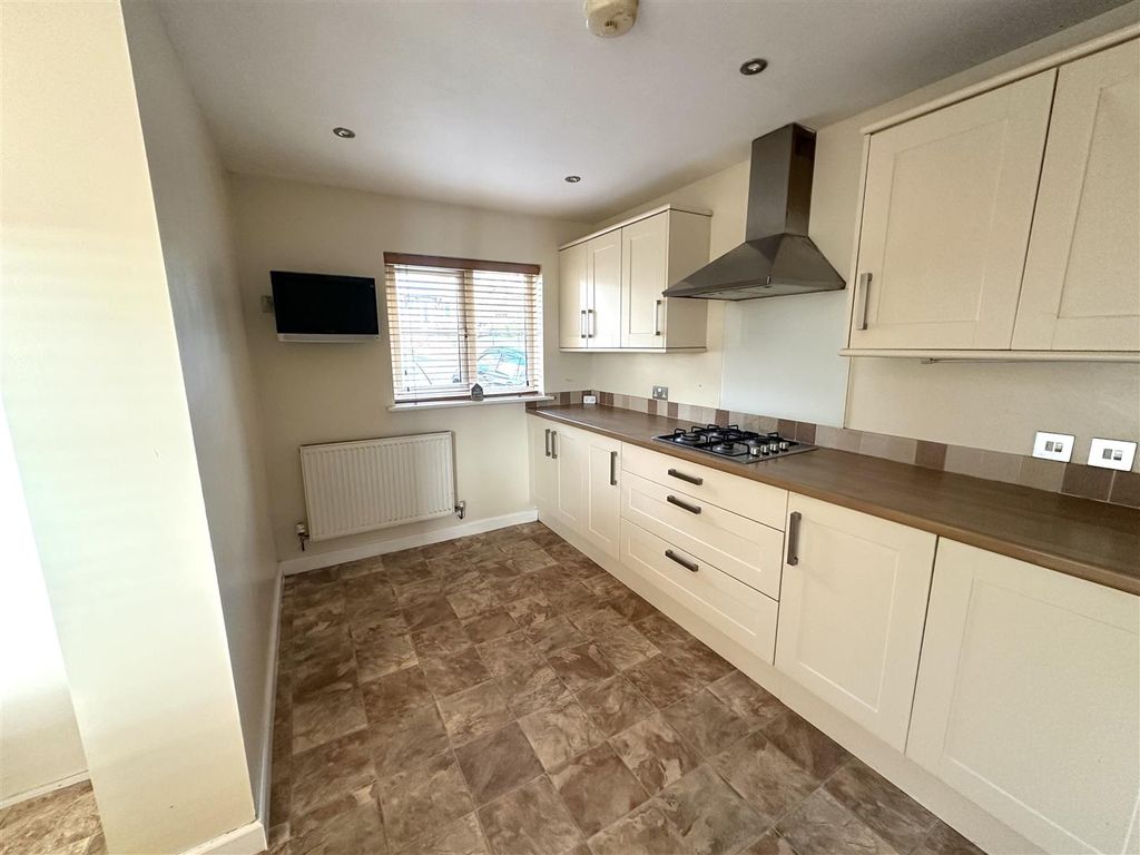 Property photo 3 of 19 20251110_113449424_Ios.Jpg