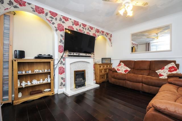 Property photo 2 of 9 Reception Room