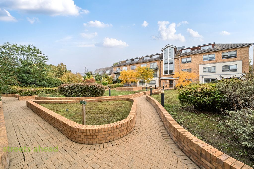 Property photo 3 of 19 0Ad15c73-F2Bd-491...