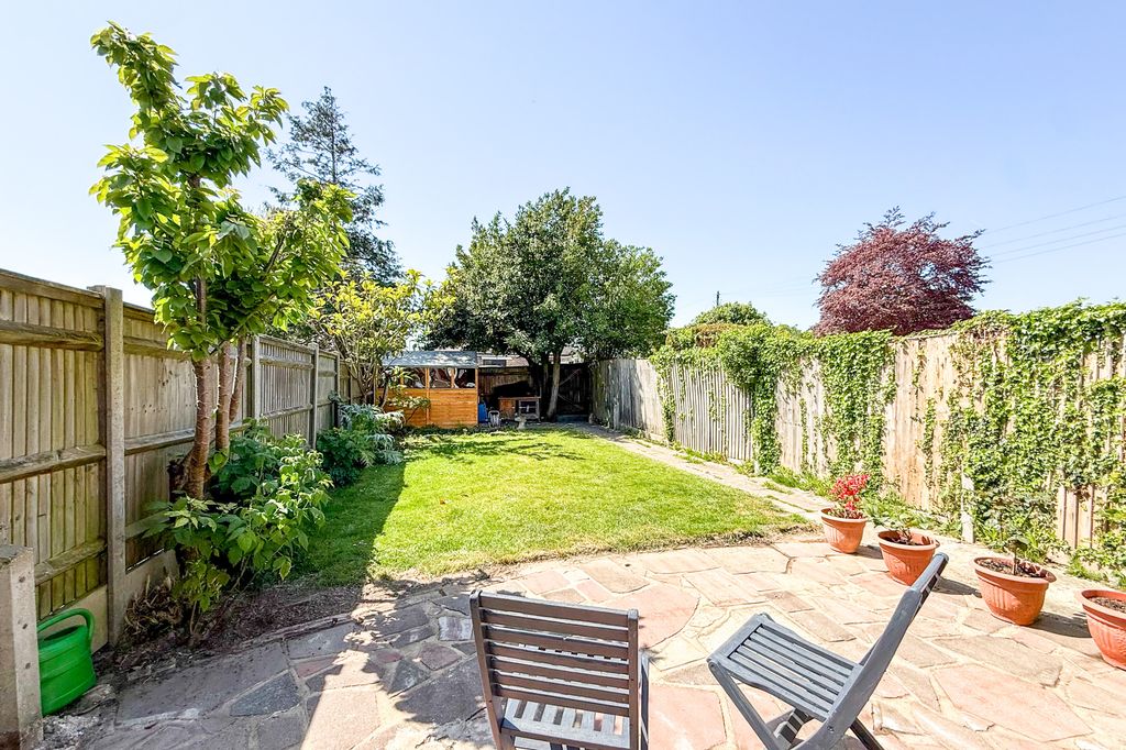 Property photo 3 of 23