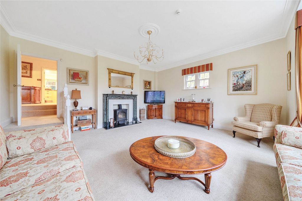 Property photo 3 of 32 Picture No. 82
