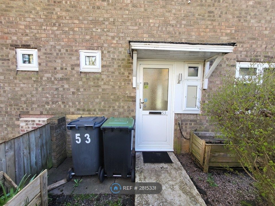 Property photo 2 of 28