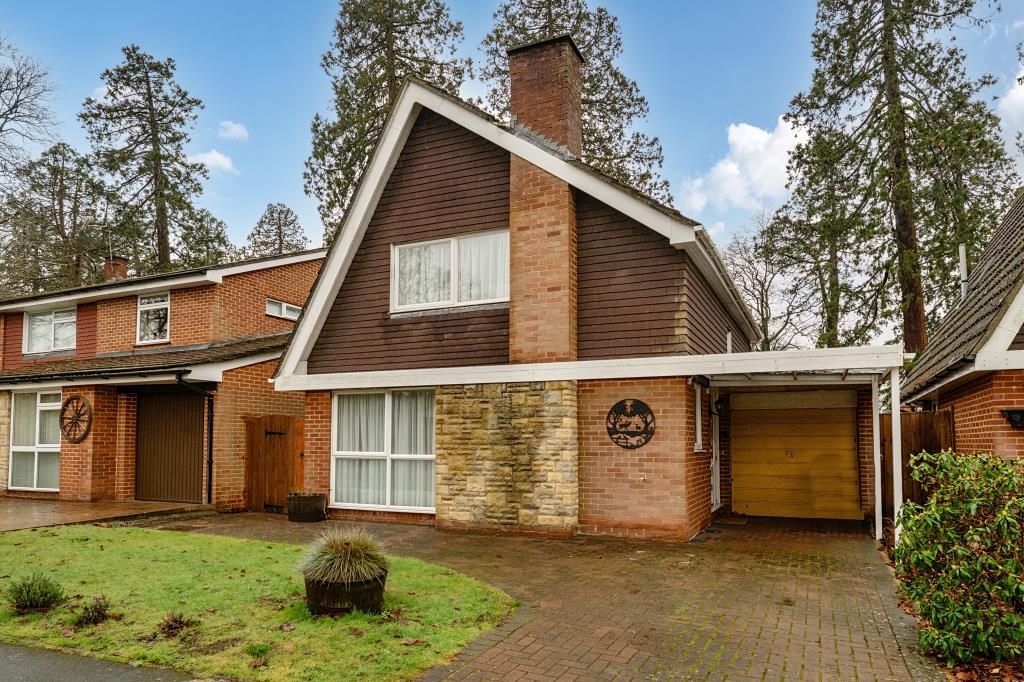 Property photo 1 of 19 External Front