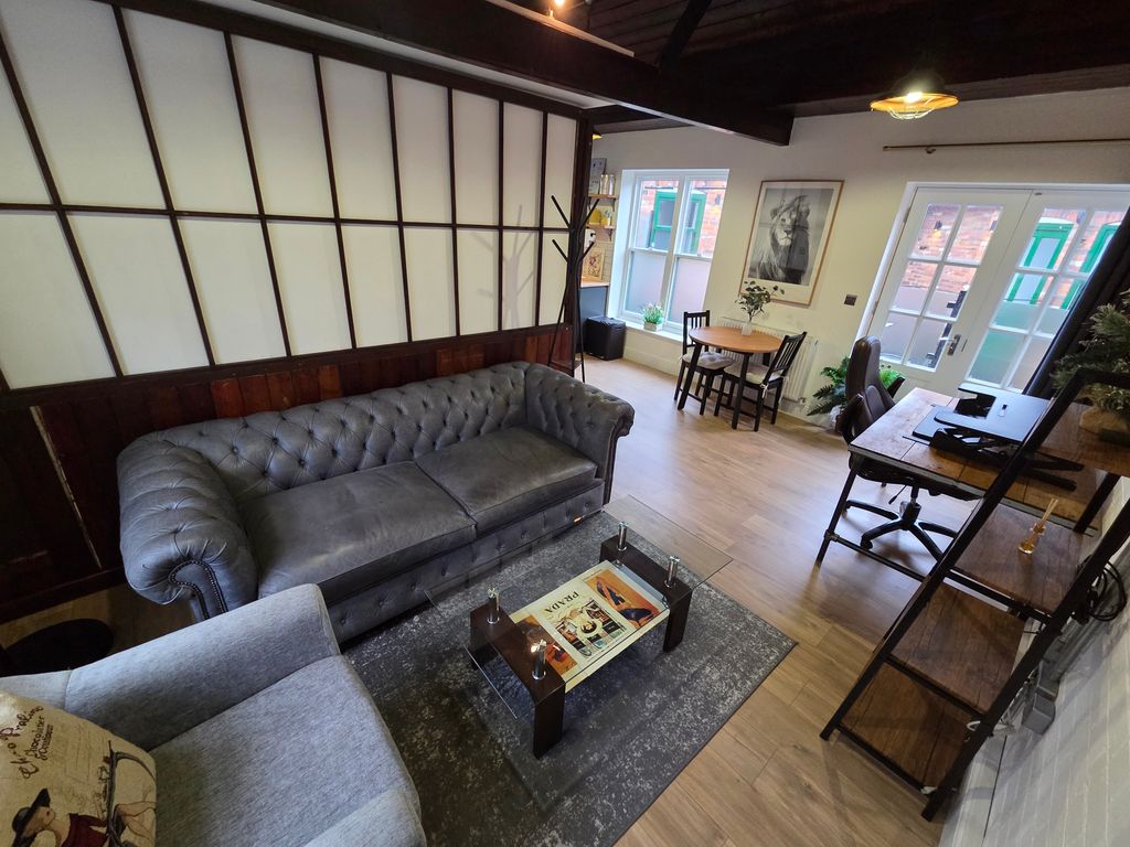 Property photo 2 of 13 Image