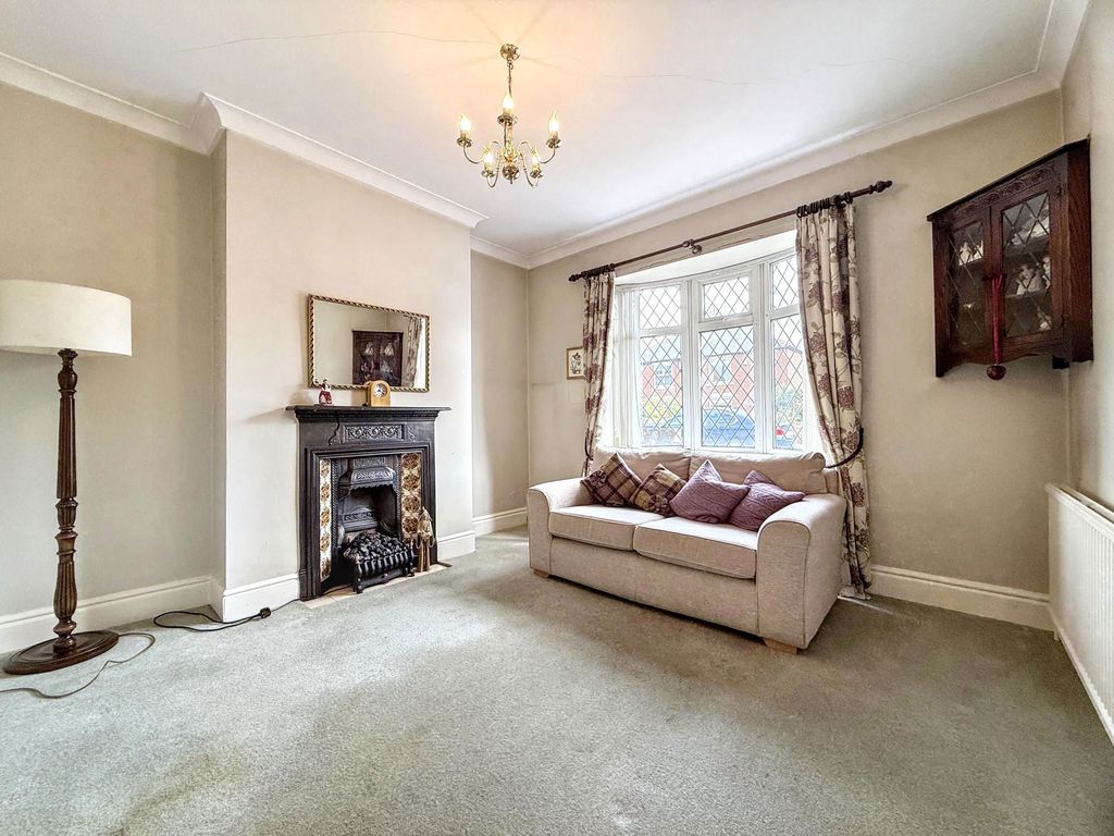 Property photo 3 of 27
