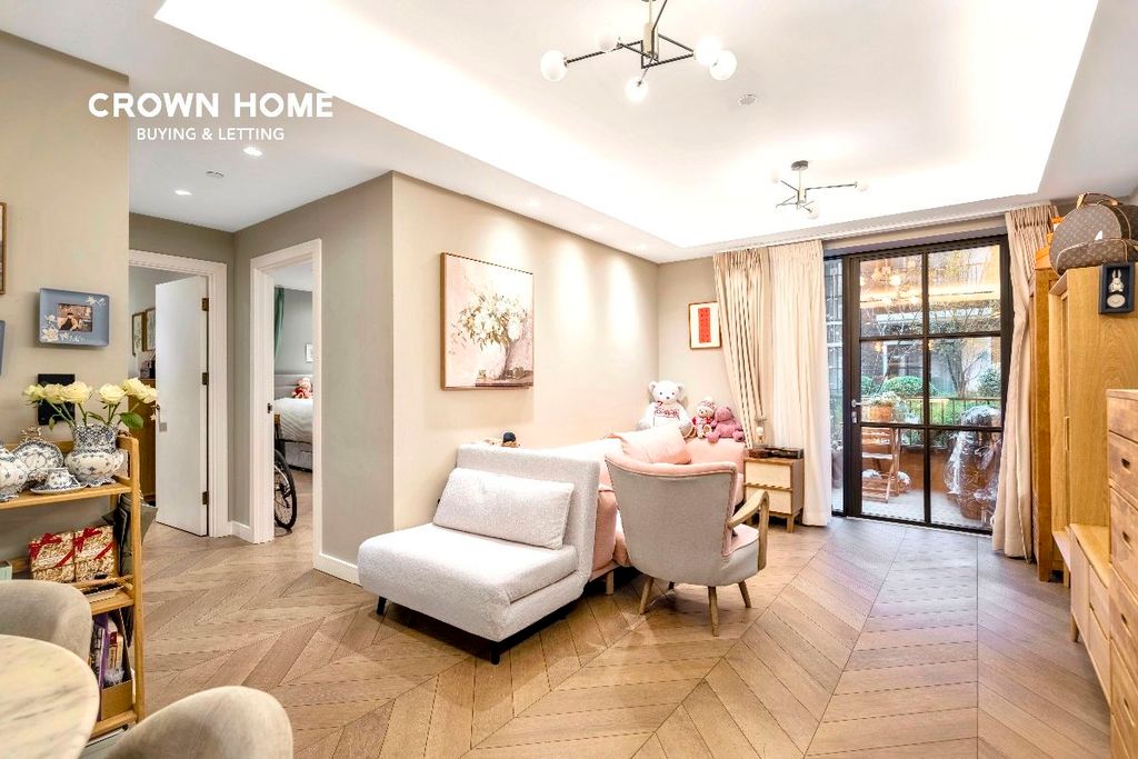 Property photo 1 of 19