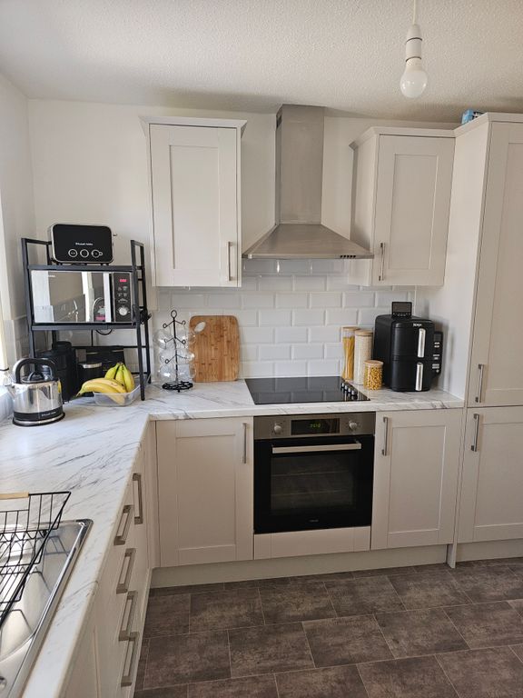 Property photo 2 of 38
