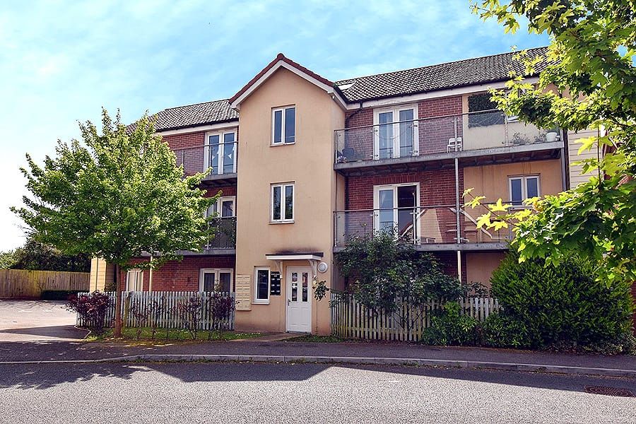 Property photo 1 of 10