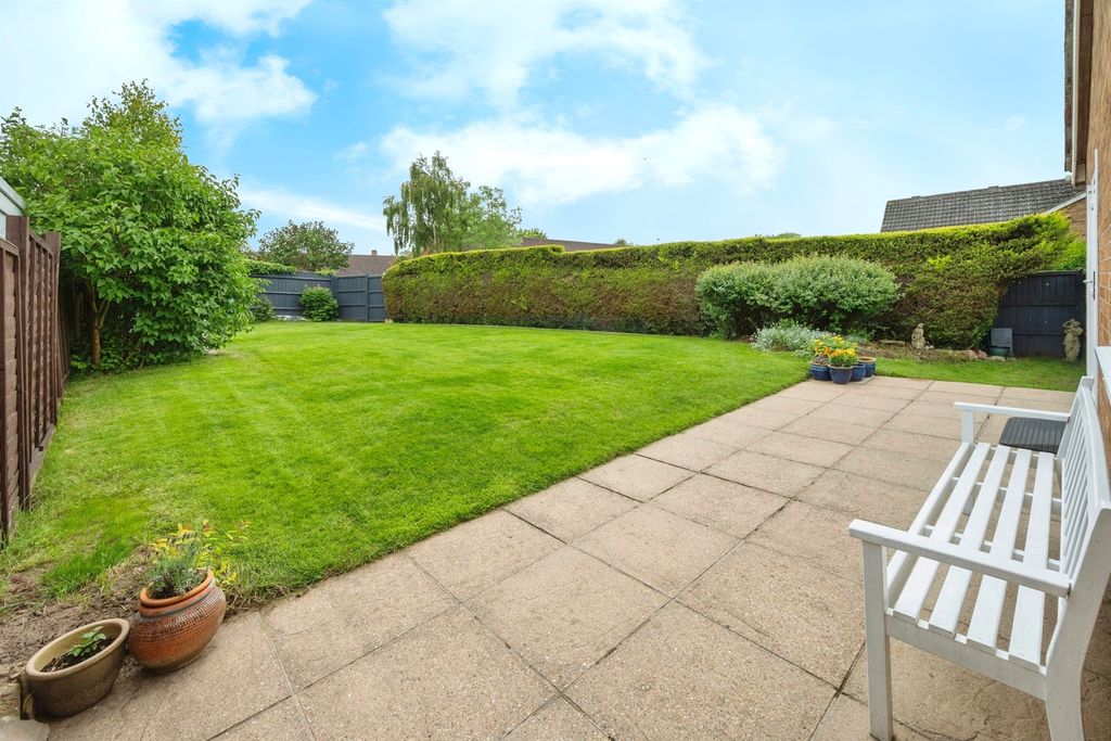 Property photo 2 of 14