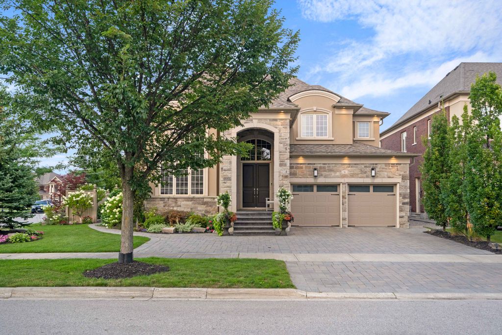 Property photo 3 of 49