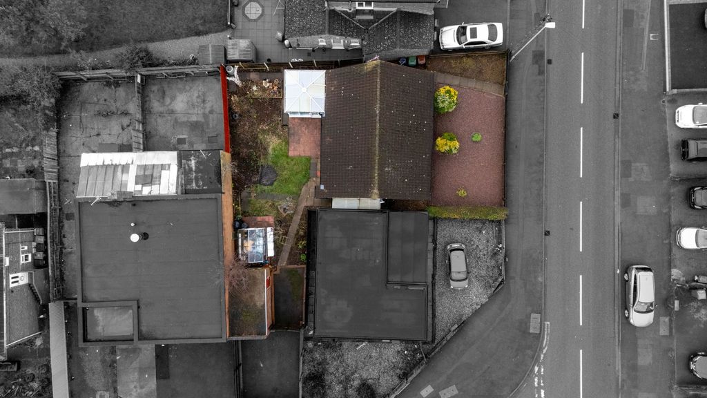 Property photo 2 of 24