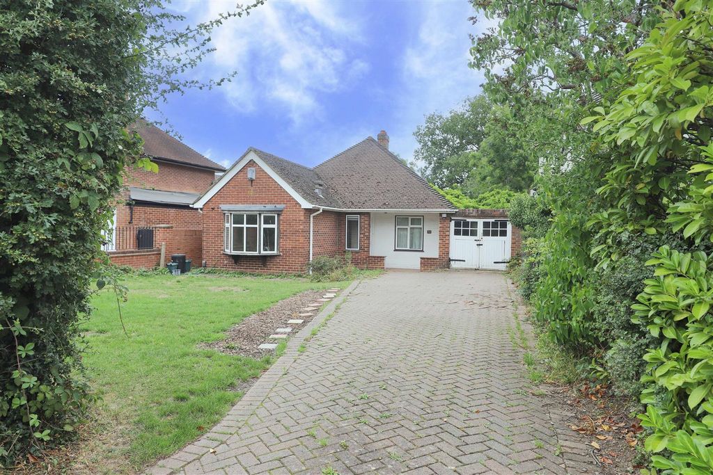 Property photo 1 of 11 Front