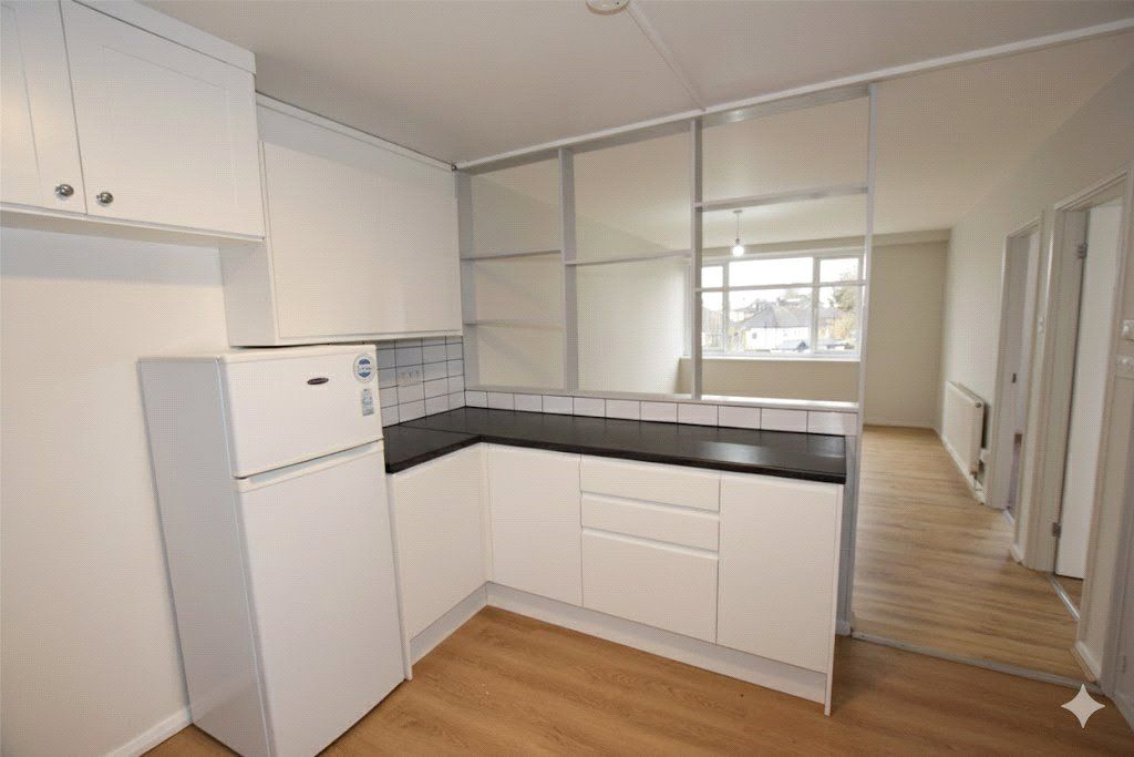 Property photo 2 of 6 Picture No. 32