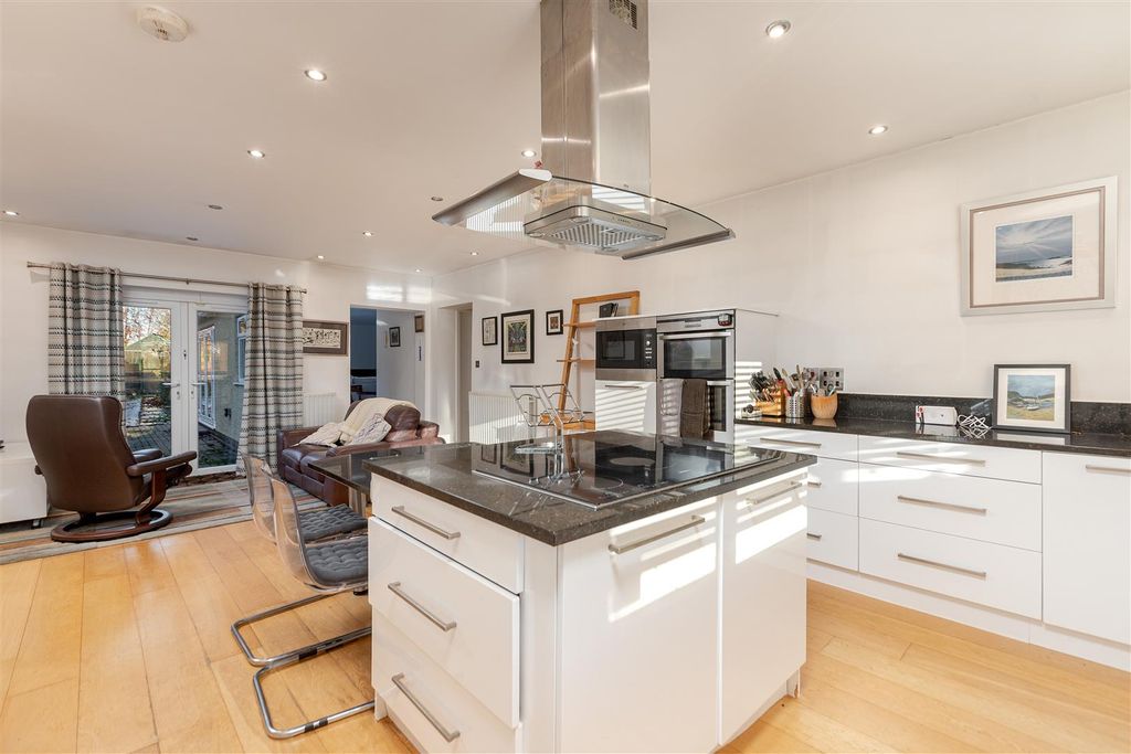 Property photo 2 of 25 Img_5170-Edit-Edit.Jpg