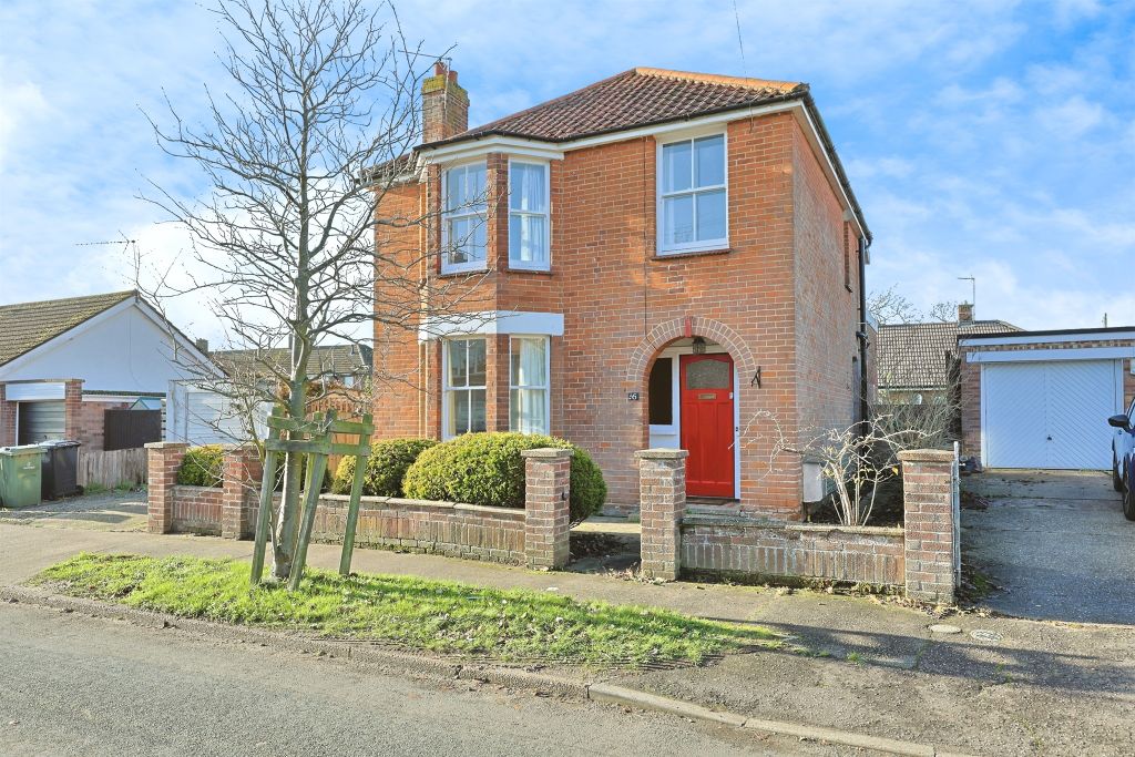 Property photo 1 of 18