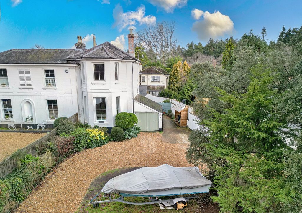 Property photo 1 of 26