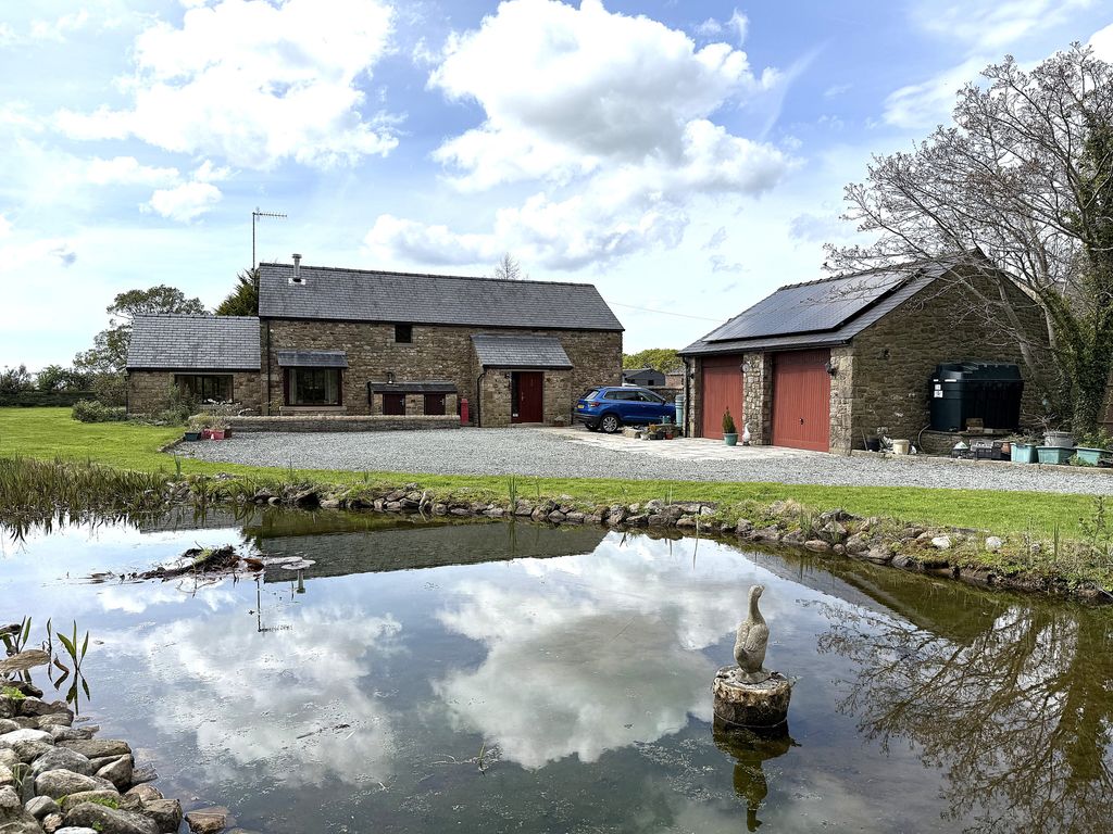 Property photo 1 of 49