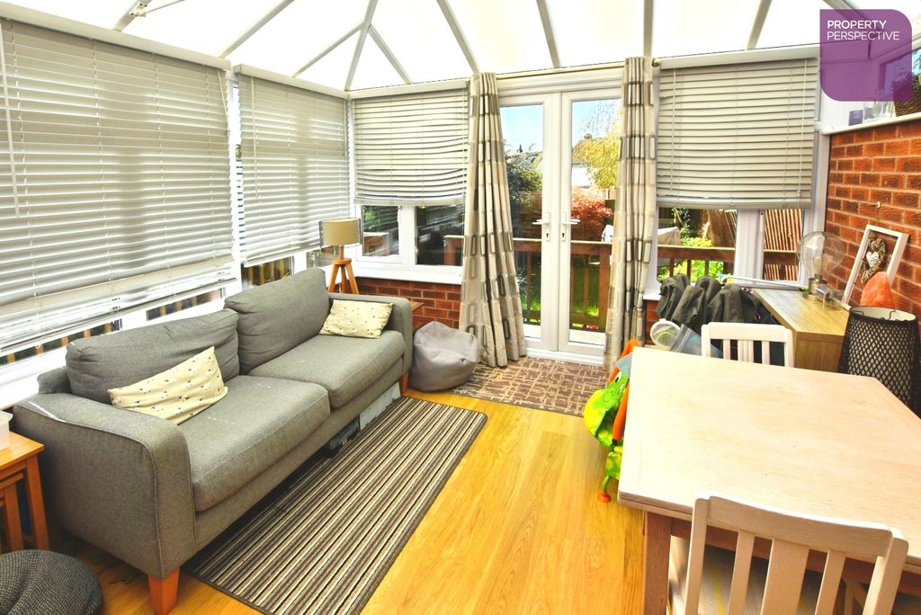 Property photo 3 of 15 Pbox-Img.Jpg