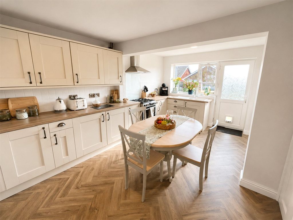 Property photo 1 of 10 Picture No. 33