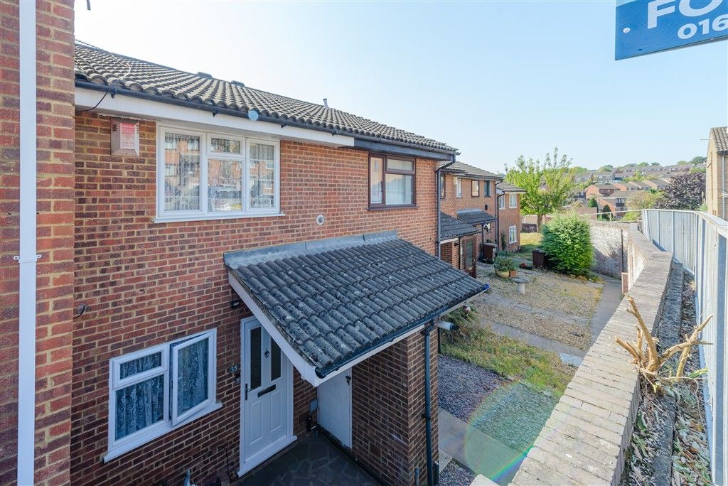 Property photo 1 of 7 External (Brochure)