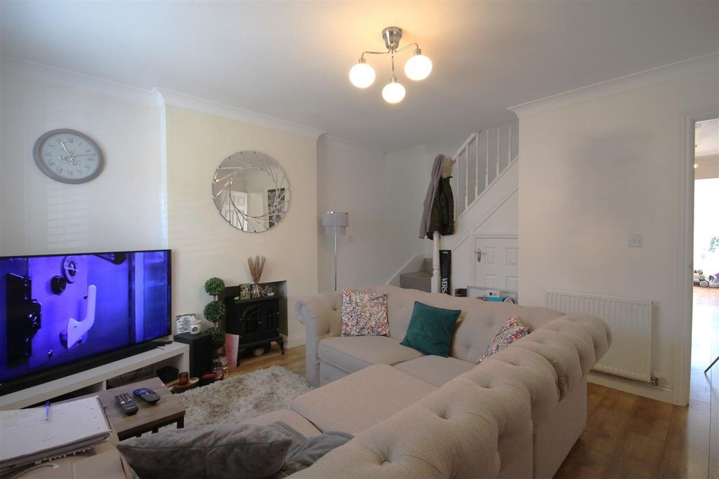 Property photo 2 of 13 Vfmxiowghkc5Uuu_3Bnruw.Jpg