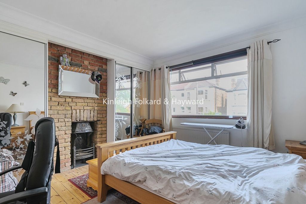 Property photo 3 of 18 Picture No. 08