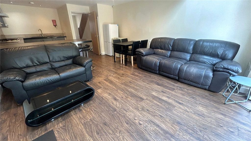 Property photo 3 of 12 Picture No. 03