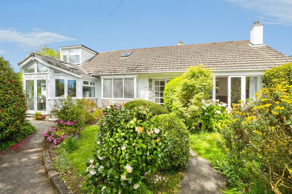Property photo 1 of 19 Pbox-Img.Jpg