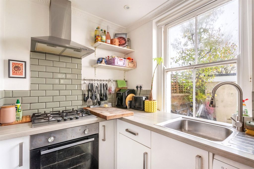 Property photo 3 of 13 Picture No. 08