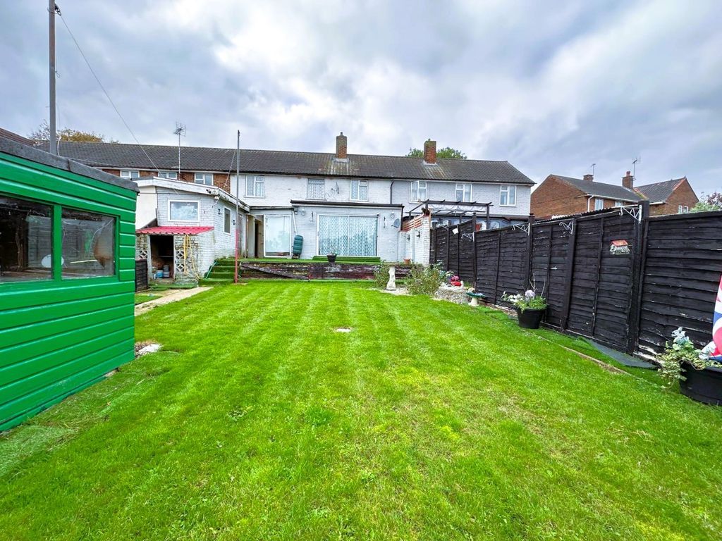 Property photo 2 of 12 3078077