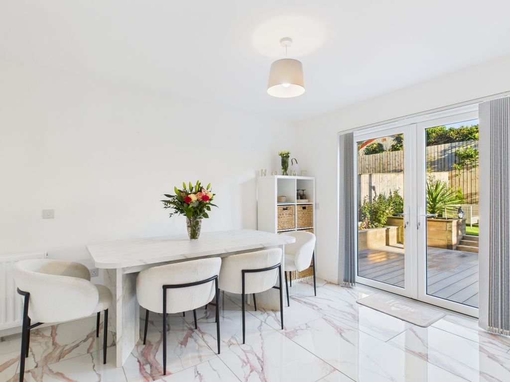 Property photo 3 of 46 Cam05526G0-Pr0066-Still024