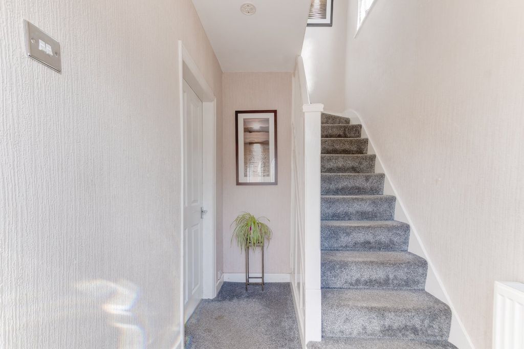 Property photo 2 of 13 Picture No. 05