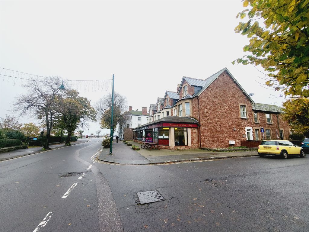 Property photo 2 of 3