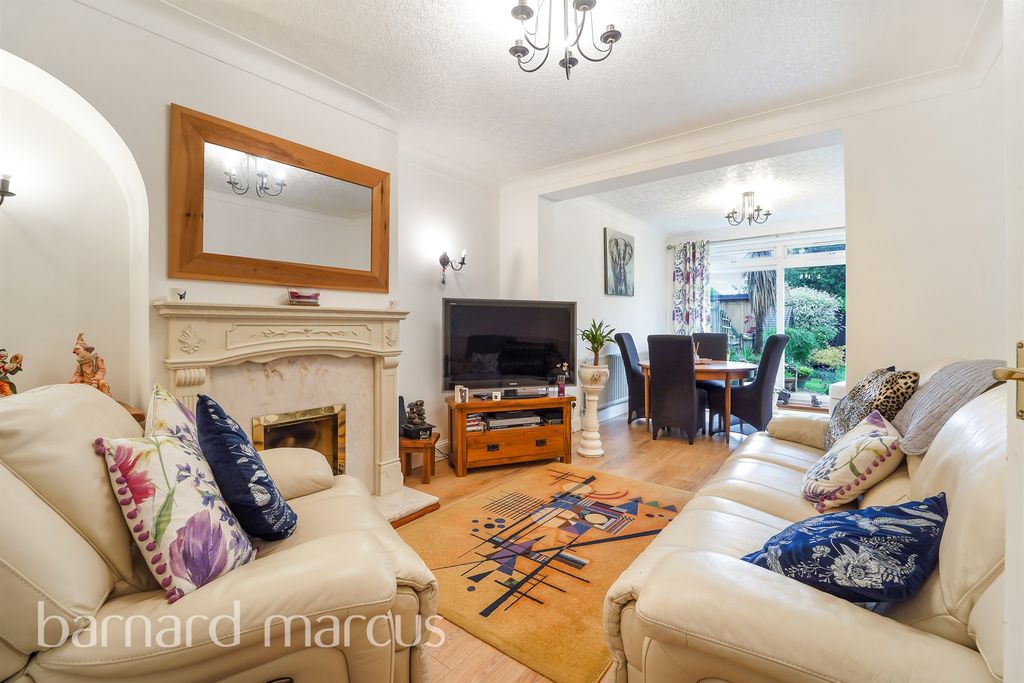 Property photo 3 of 16