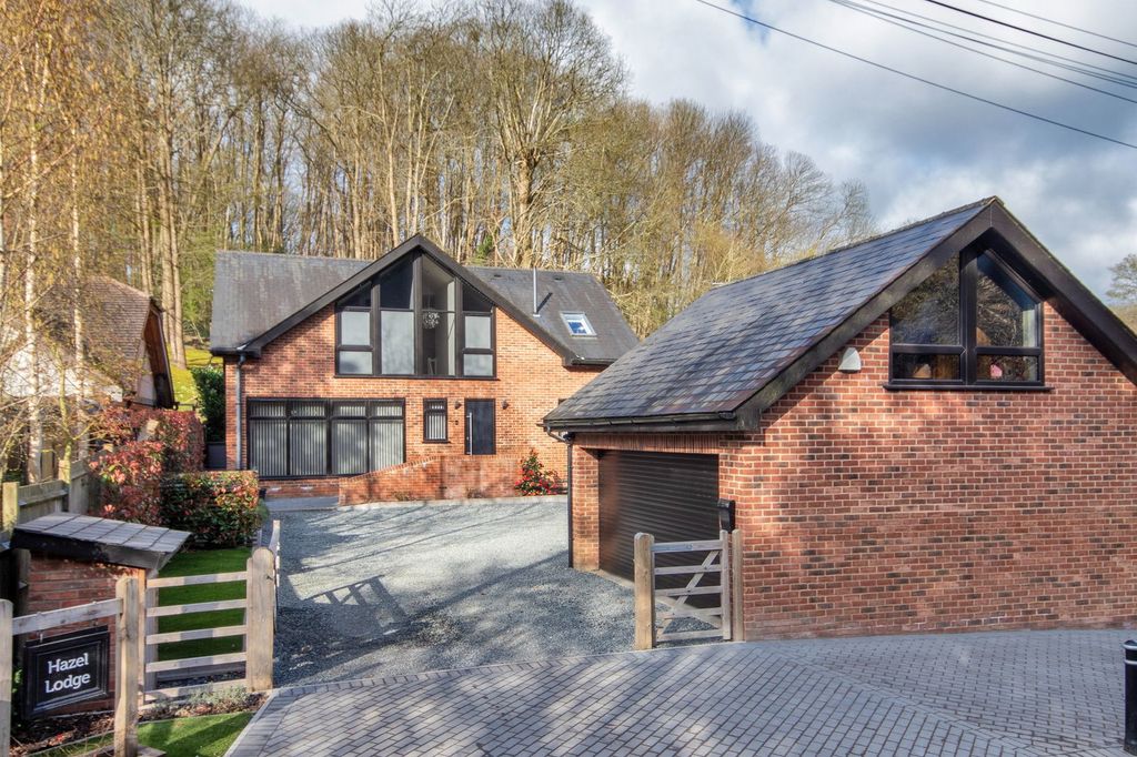 Property photo 1 of 31