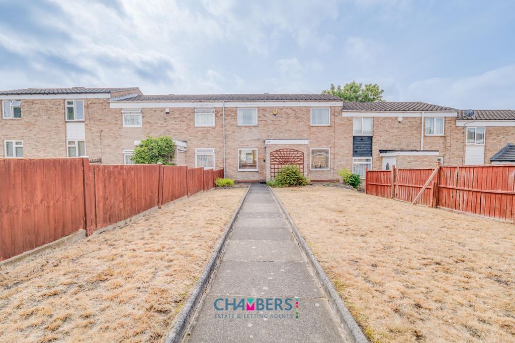 Property photo 1 of 31 Approach