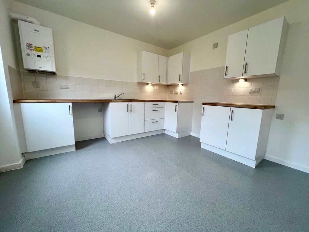 Property photo 3 of 12 Picture No. 06