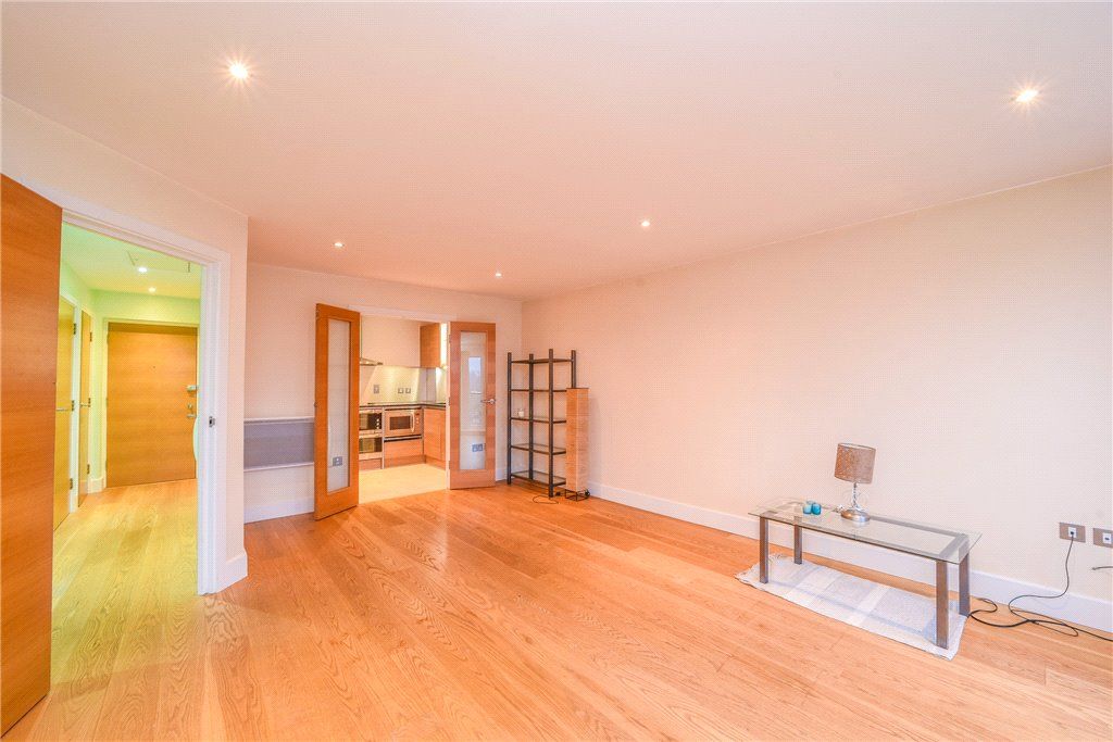 Property photo 1 of 10 Reception Room