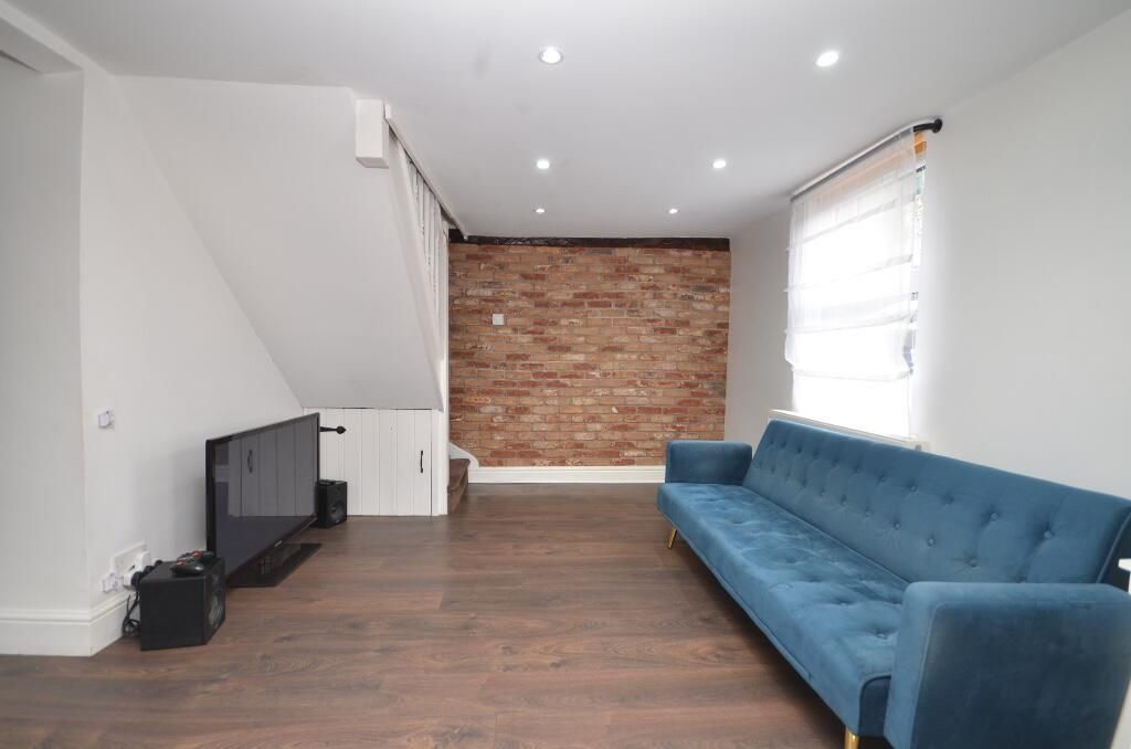 Property photo 2 of 15