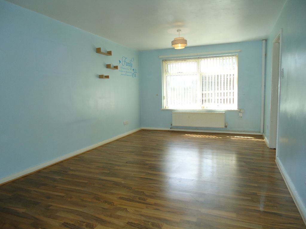 Property photo 3 of 15 Dsc02367