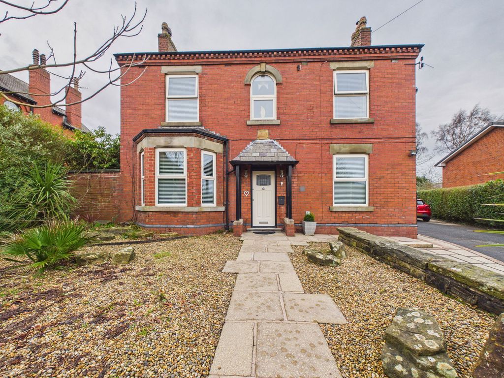 Property photo 2 of 49