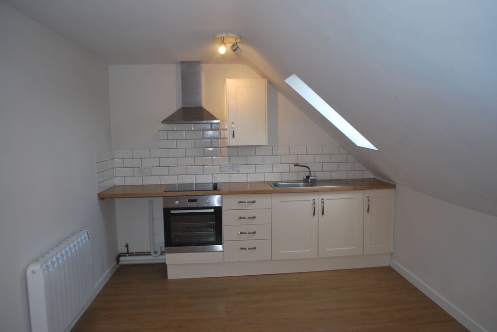 Property photo 2 of 3 Lounge/Kitchen