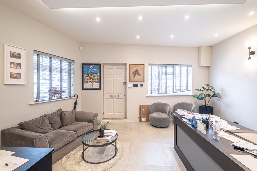 Property photo 2 of 7 Dscf9254-Hdr