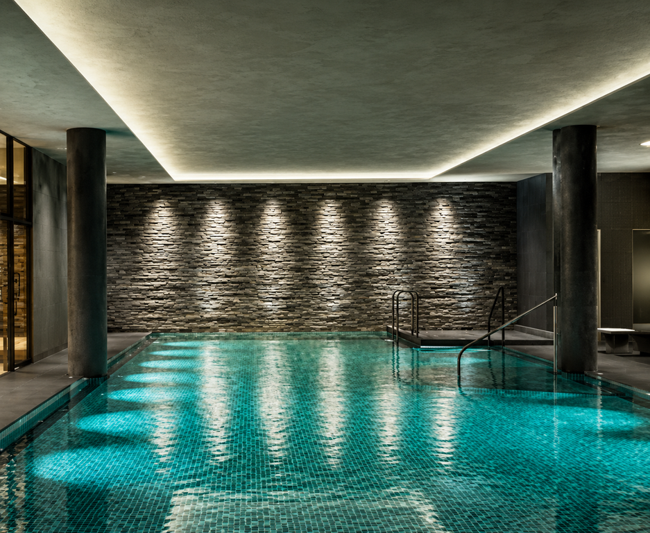 Property photo 1 of 6 Swimming Pool