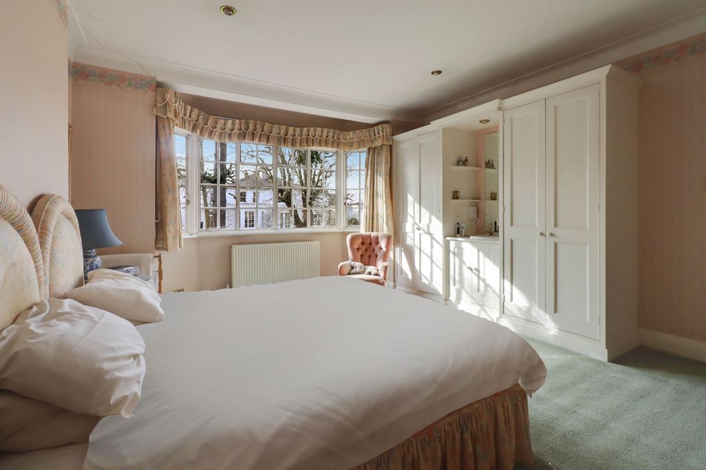 Additional image 12 of 5 bed detached house for salePalace Road, East Molesey KT8