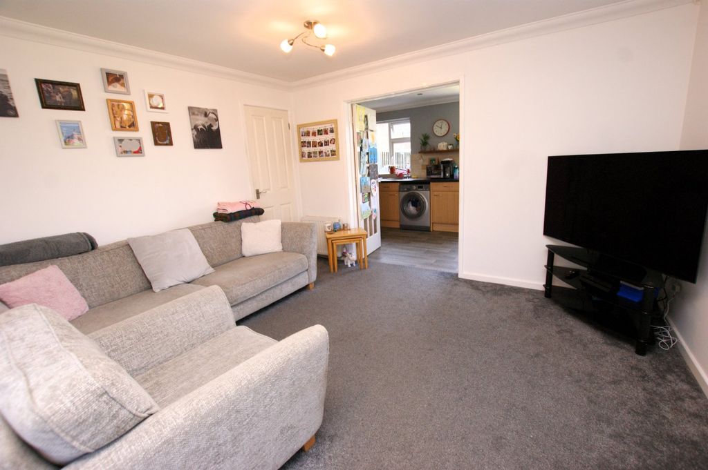 Property photo 2 of 11 Picture No. 05