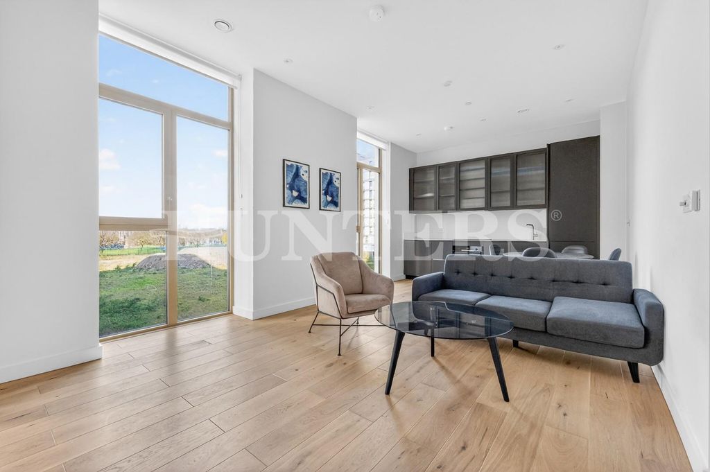 Property photo 1 of 18 Dsc00425.Jpg