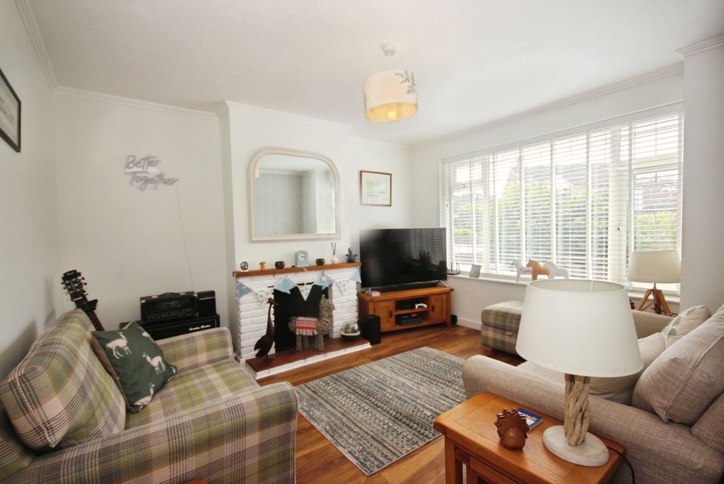 Property photo 2 of 20 Pbox-Img.Jpg