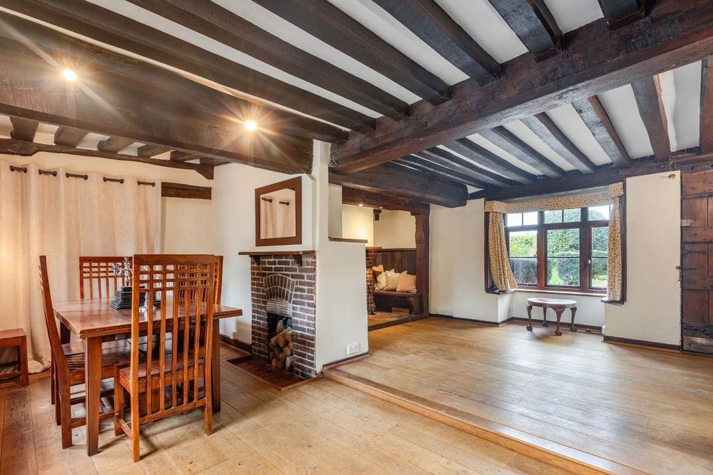 Additional image 7 of 4 bed semi-detached house to rentHever TN8