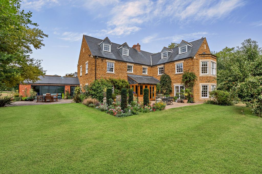 Property photo 1 of 22 Picture No. 45